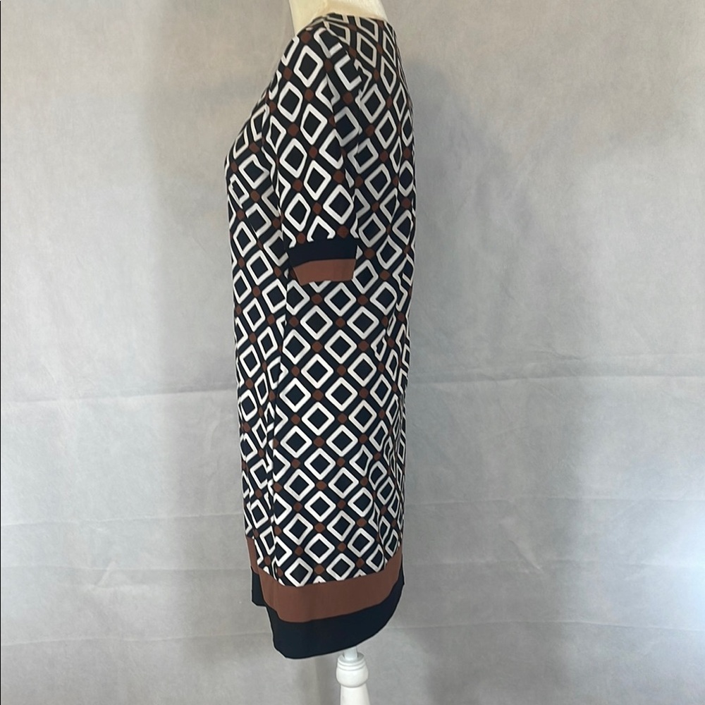 Geometric Patterned Dress - Picture 7 of 9